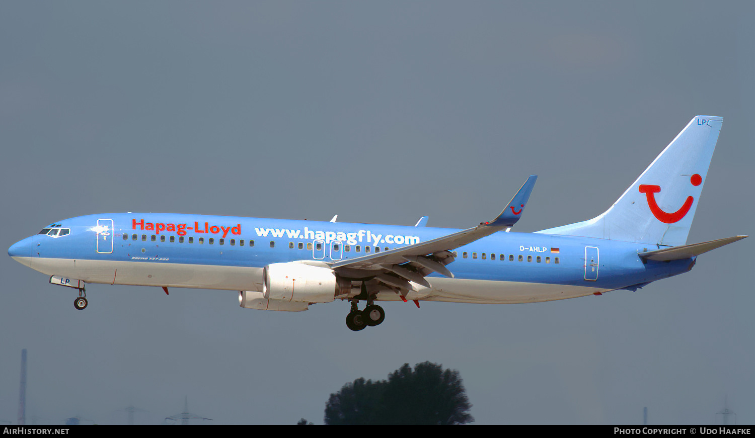 Aircraft Photo of D-AHLP | Boeing 737-8K5 | Hapag-Lloyd | AirHistory.net #800645