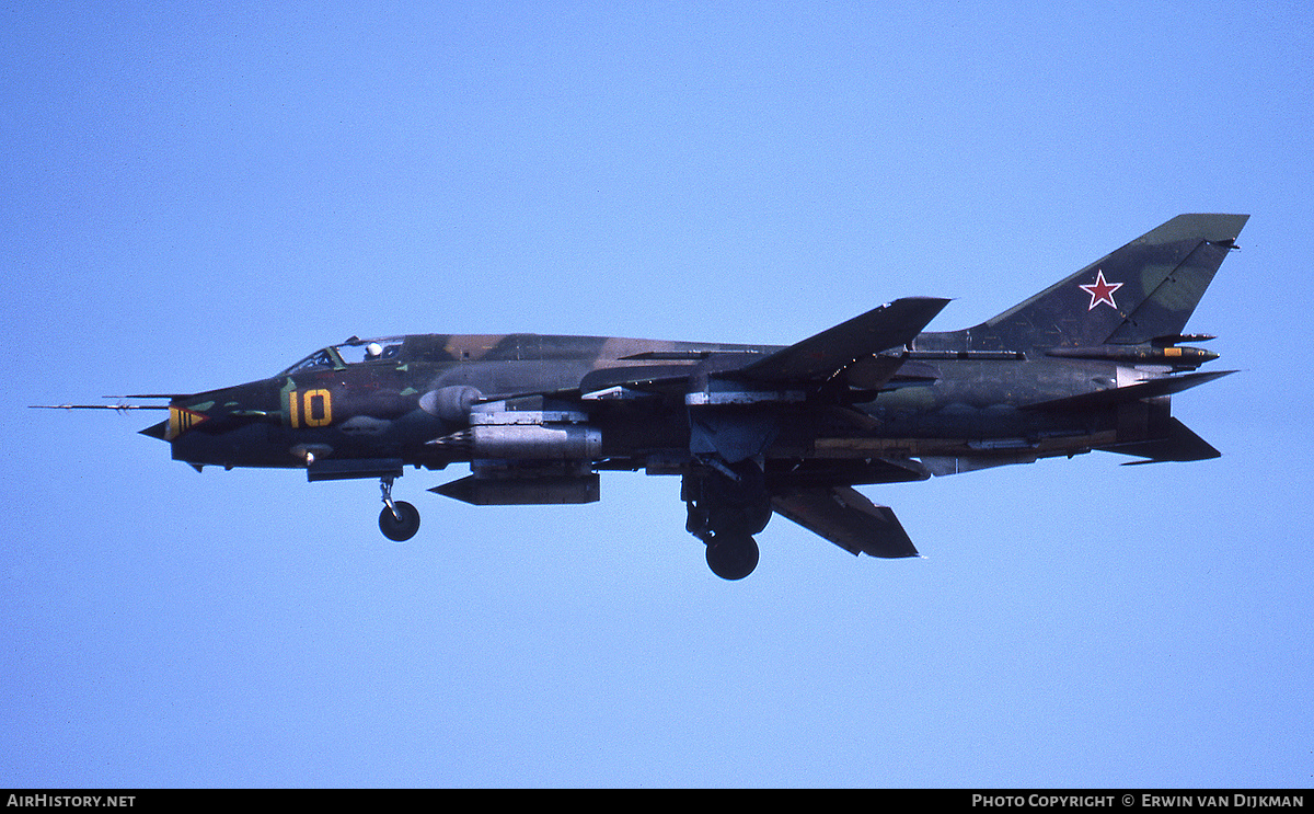 Aircraft Photo of 10 yellow | Sukhoi Su-17M4 | Soviet Union - Air Force | AirHistory.net #800648