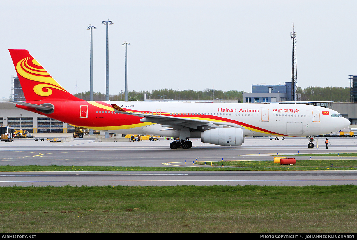 Aircraft Photo of B-5963 | Airbus A330-243 | Hainan Airlines | AirHistory.net #800667