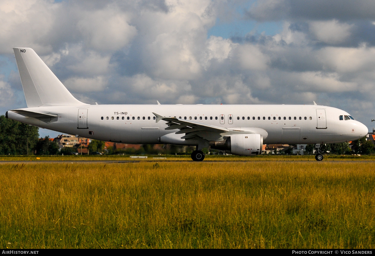Aircraft Photo of TS-IND | Airbus A320-212 | AirHistory.net #800728