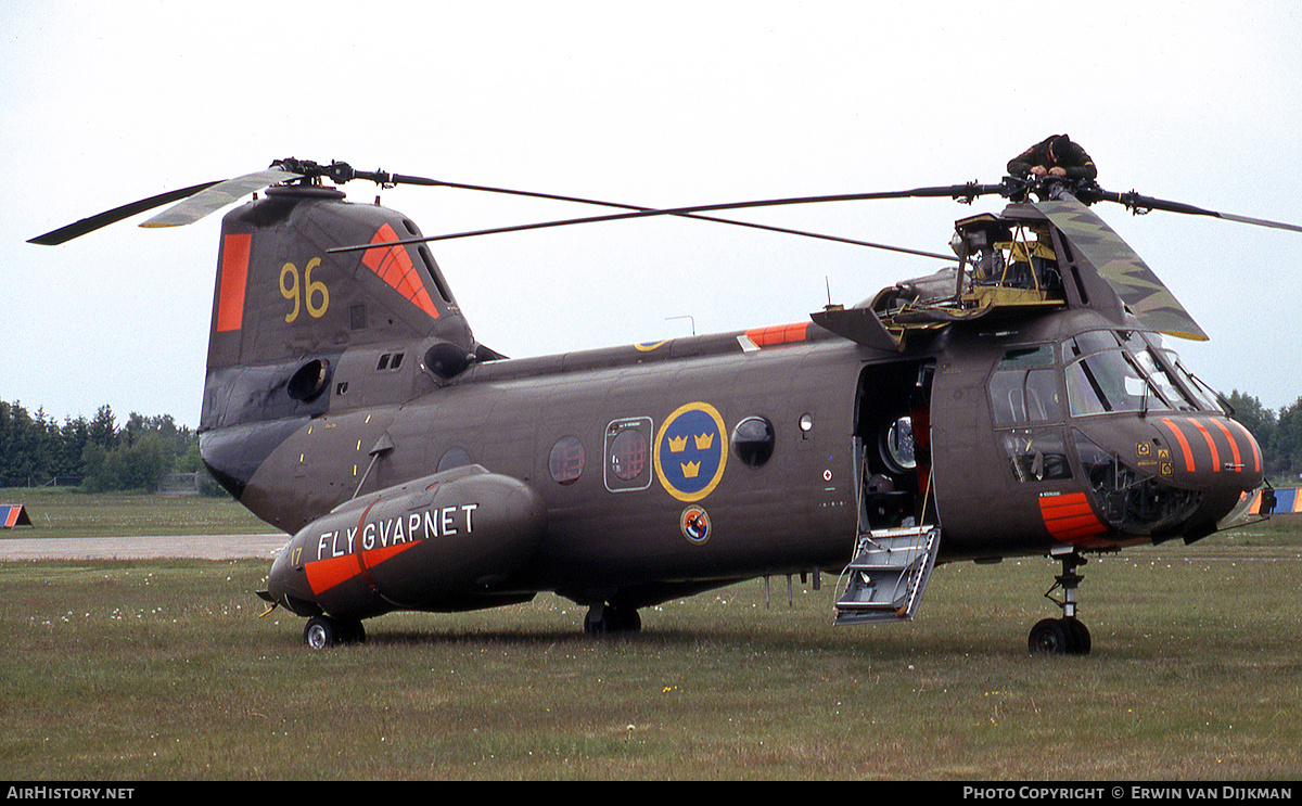 Aircraft Photo of 04456 | Boeing Vertol Hkp 4A | Sweden - Air Force | AirHistory.net #800824