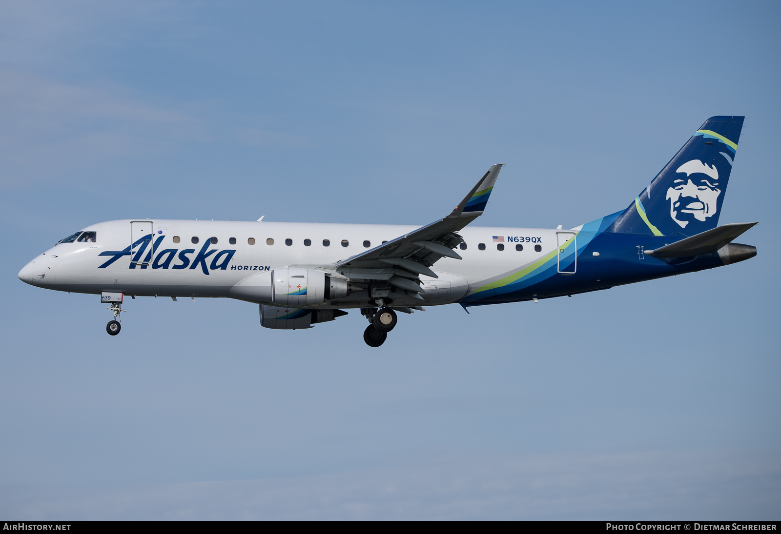 Aircraft Photo of N639QX | Embraer 175LR (ERJ-170-200LR) | Alaska Airlines | AirHistory.net #800836