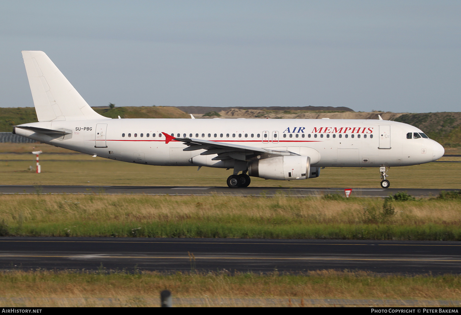 Aircraft Photo of SU-PBG | Airbus A320-233 | Air Memphis | AirHistory.net #800944