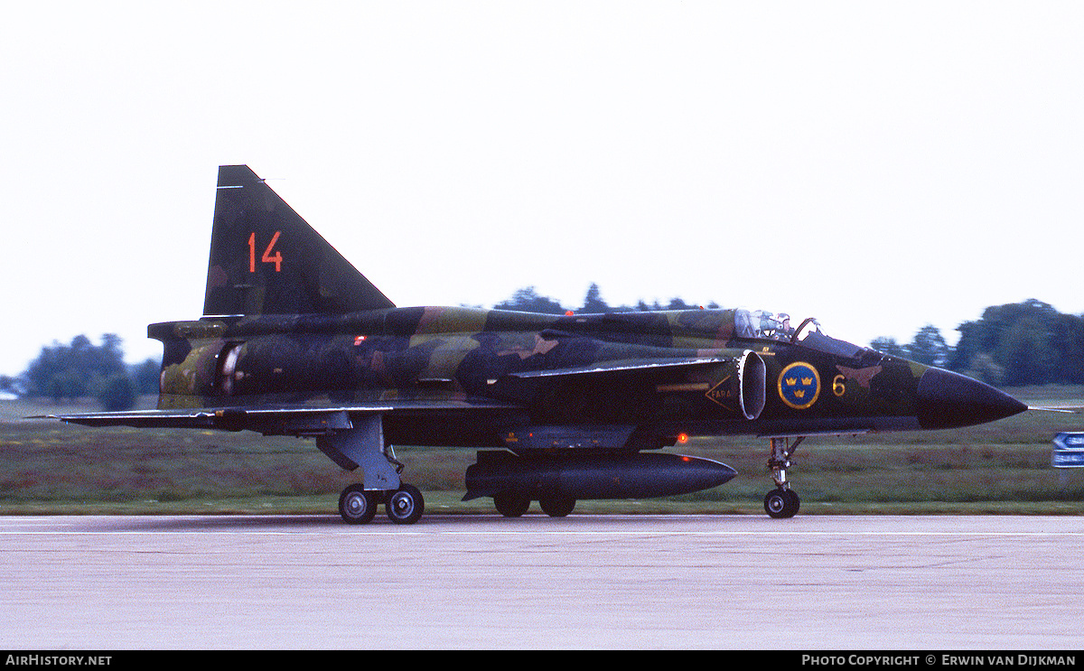 Aircraft Photo of 37091 | Saab AJ37 Viggen | Sweden - Air Force | AirHistory.net #800974