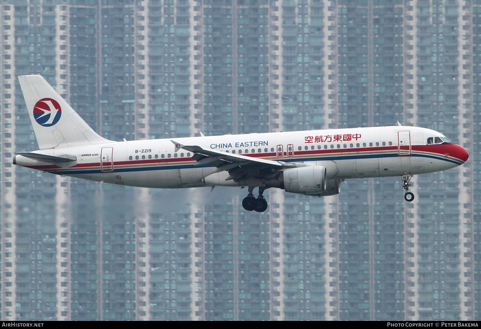Aircraft Photo of B-2219 | Airbus A320-214 | China Eastern Airlines | AirHistory.net #801059