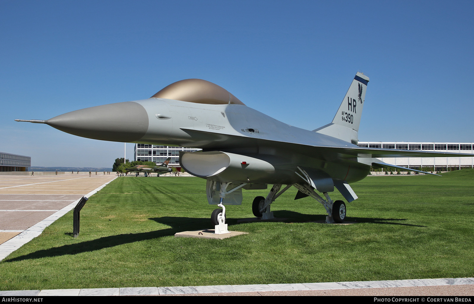 Aircraft Photo of 75-0748 / 84-390 | General Dynamics YF-16A Fighting Falcon | USA - Air Force | AirHistory.net #801081