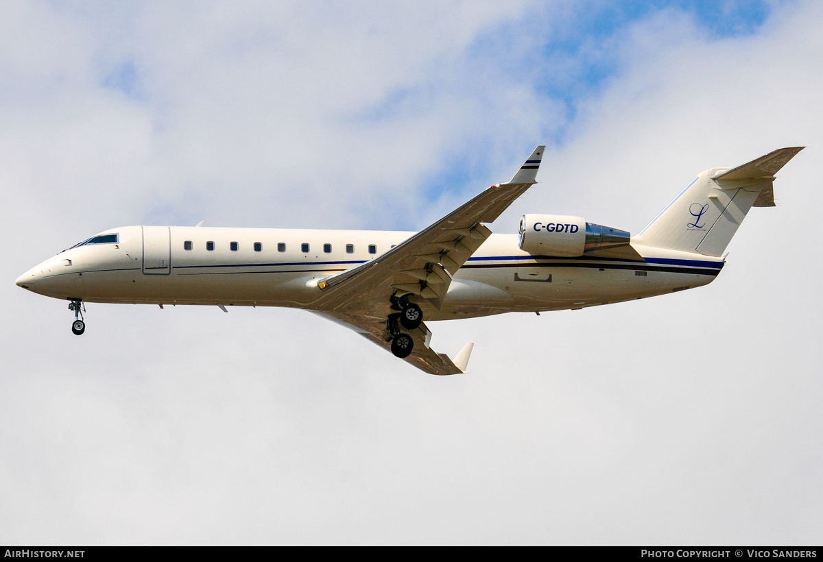 Aircraft Photo of C-GDTD | Bombardier Challenger 850 (CRJ-200SE/CL-600-2B19) | AirHistory.net #801177