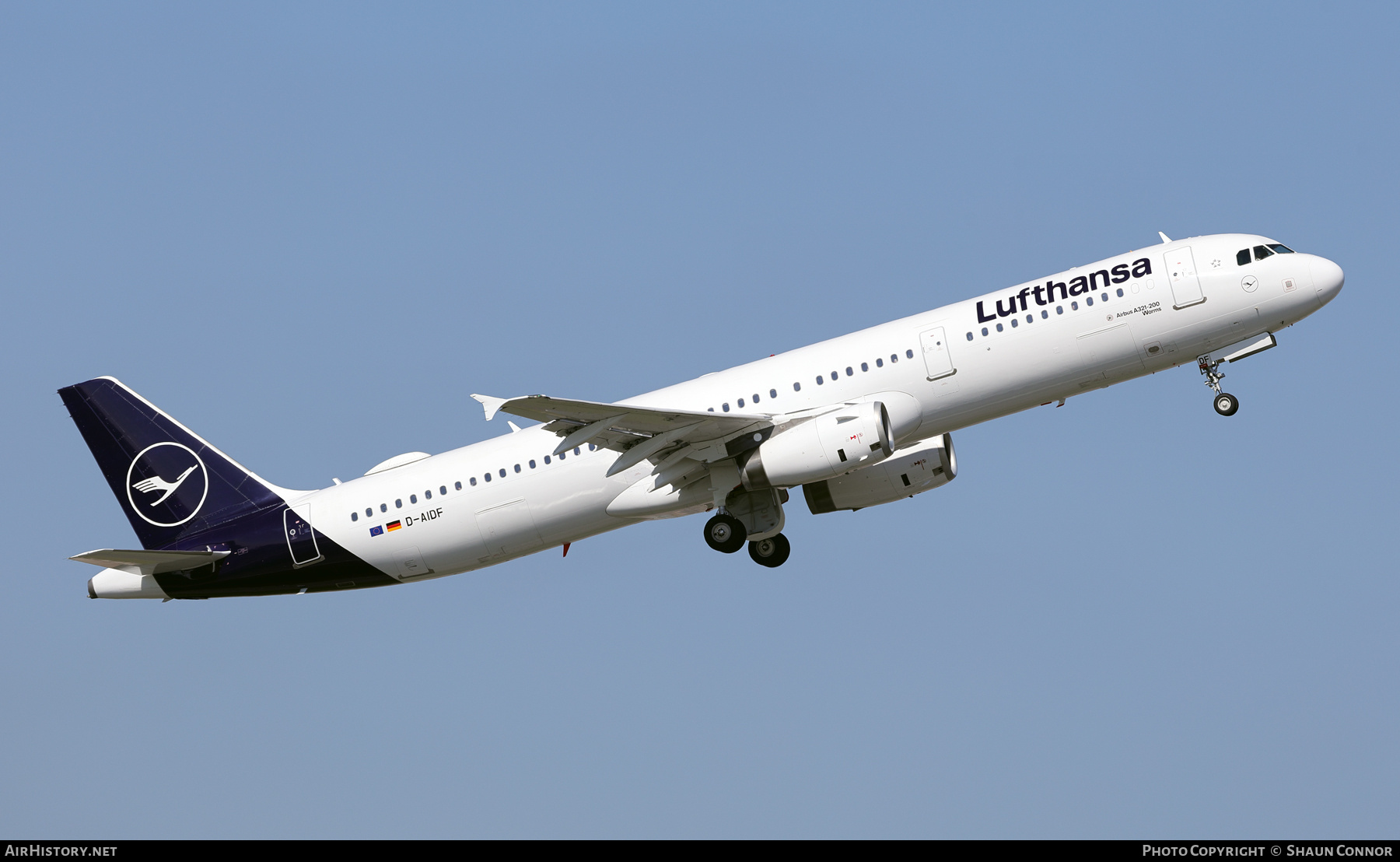 Aircraft Photo of D-AIDF | Airbus A321-231 | Lufthansa | AirHistory.net #801259