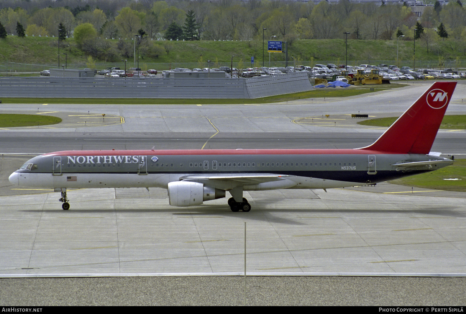 Aircraft Photo of N537US | Boeing 757-251 | Northwest Airlines | AirHistory.net #801337