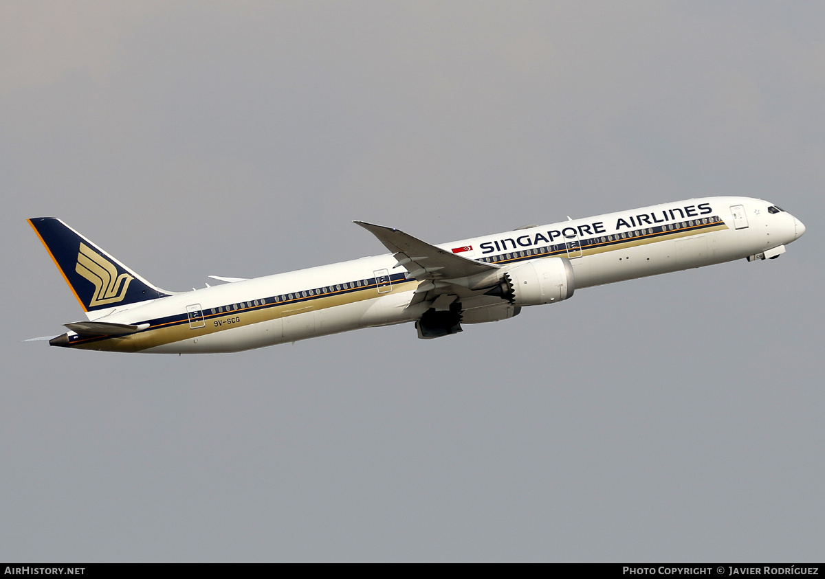 Aircraft Photo of 9V-SCG | Boeing 787-10 Dreamliner | Singapore Airlines | AirHistory.net #801348
