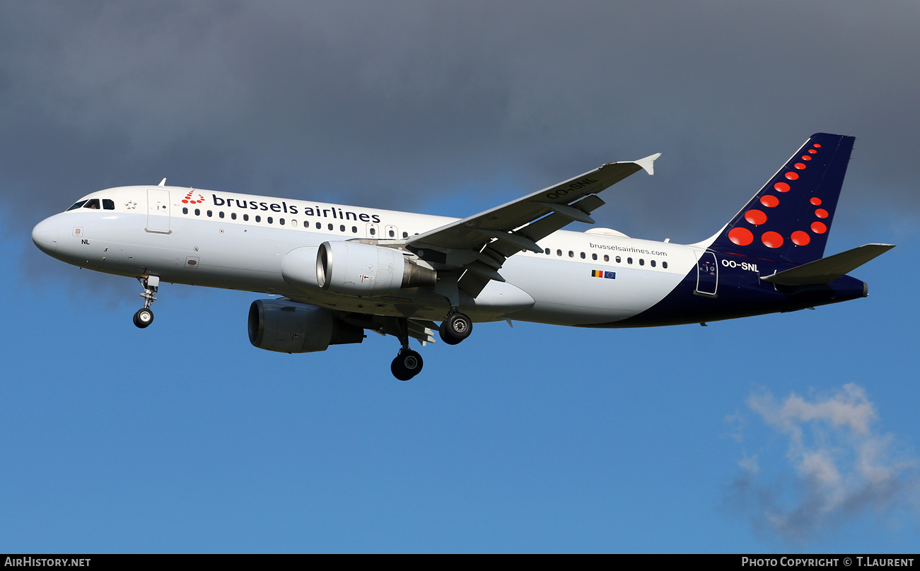 Aircraft Photo of OO-SNL | Airbus A320-214 | Brussels Airlines | AirHistory.net #801356