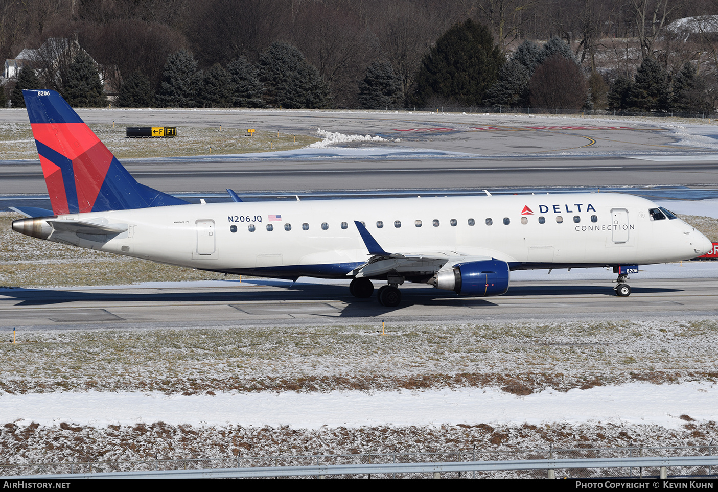 Aircraft Photo of N206JQ | Embraer 175LR (ERJ-170-200LR) | Delta Connection | AirHistory.net #801421