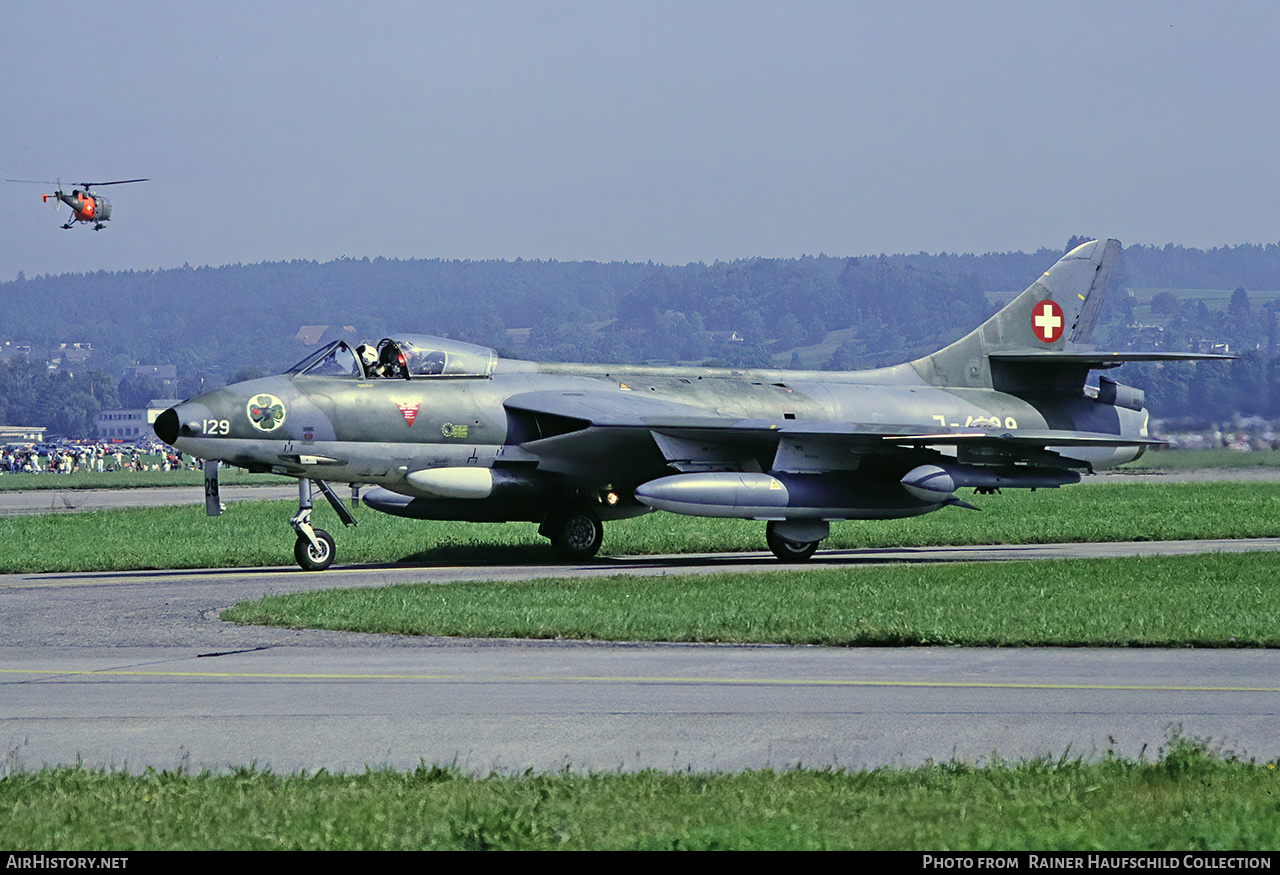 Aircraft Photo of J-4129 | Hawker Hunter F58A | Switzerland - Air Force | AirHistory.net #801472