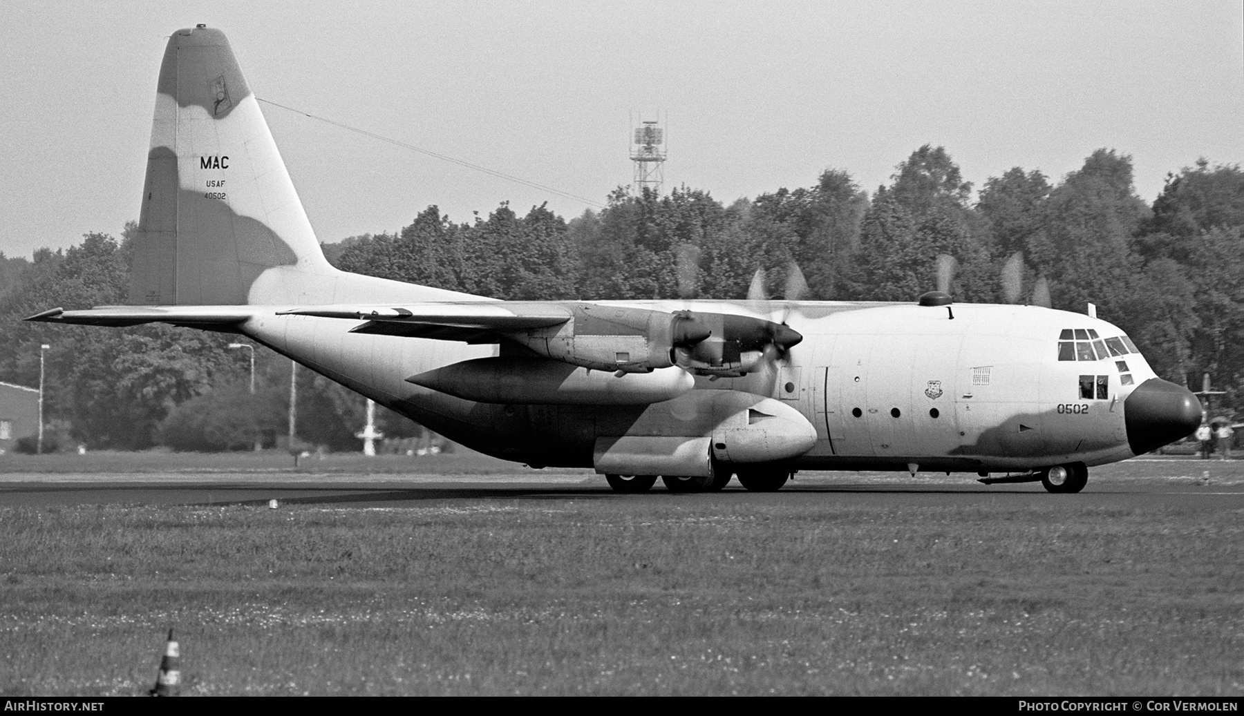 Aircraft Photo of 64-0502 / 40502 | Lockheed C-130E Hercules (L-382) | USA - Air Force | AirHistory.net #801544