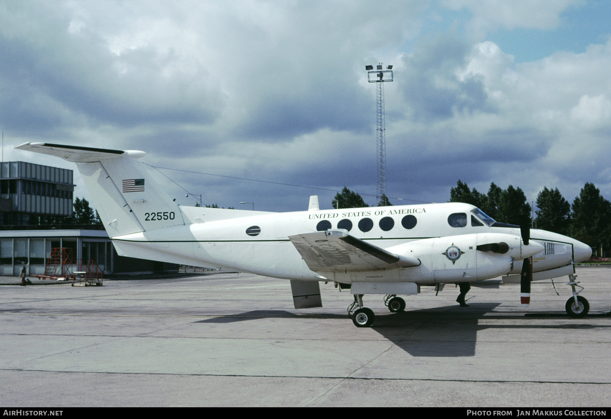 Aircraft Photo of 76-22550 / 22550 | Beech C-12A Huron | USA - Army | AirHistory.net #801558