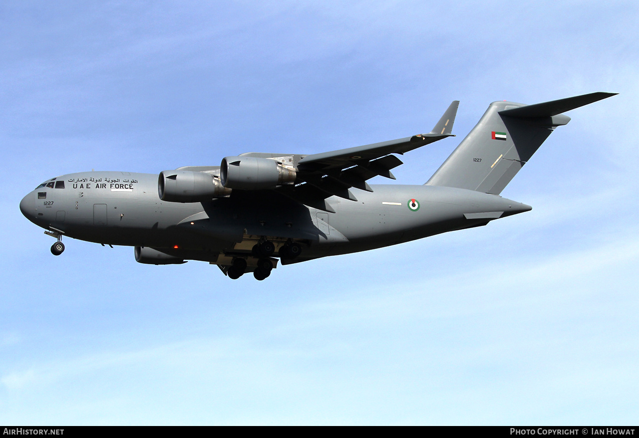 Aircraft Photo of 1227 / 100405 | Boeing C-17A Globemaster III | United Arab Emirates - Air Force | AirHistory.net #801671