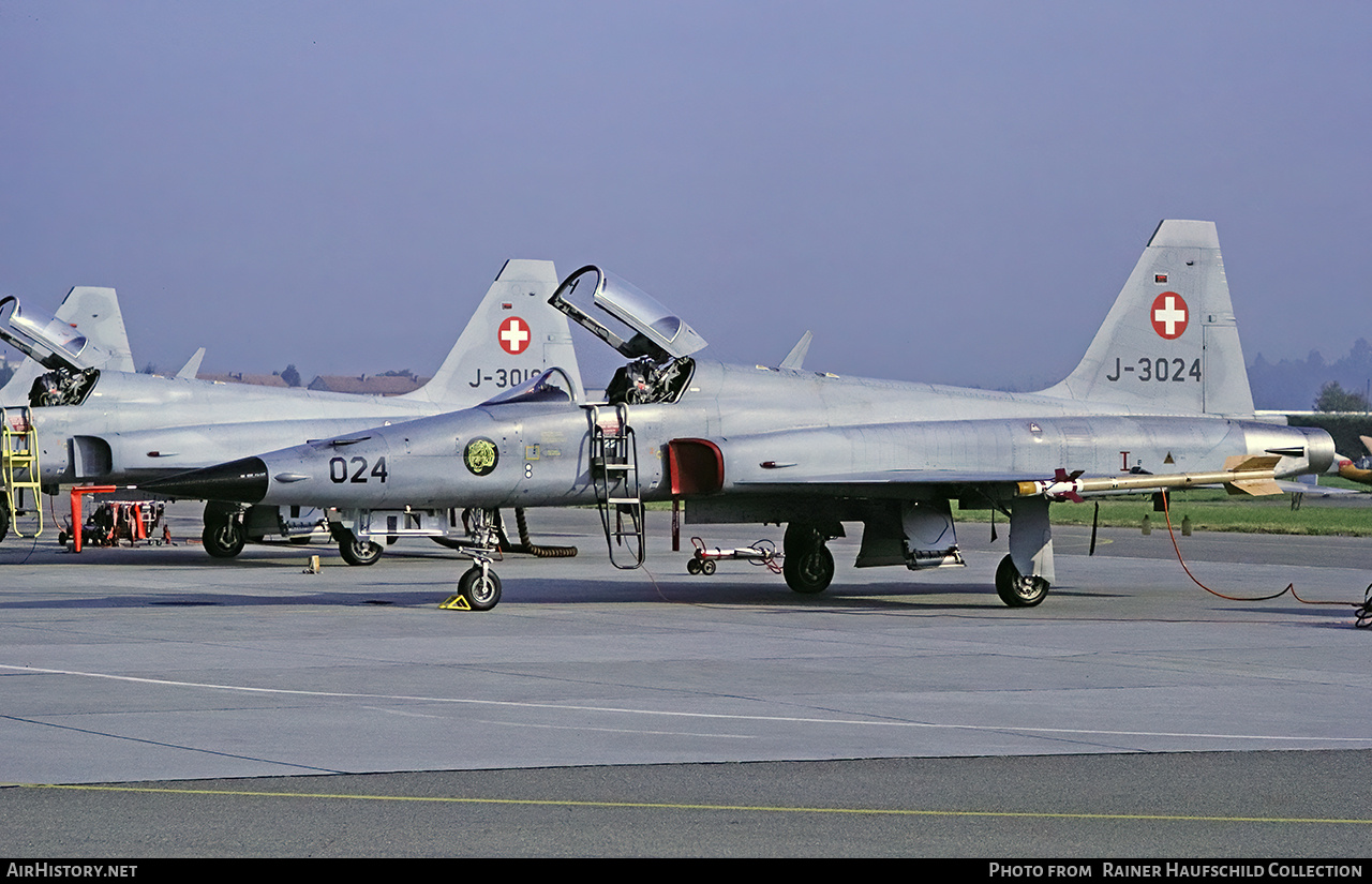 Aircraft Photo of J-3024 | Northrop F-5E Tiger II | Switzerland - Air Force | AirHistory.net #801693
