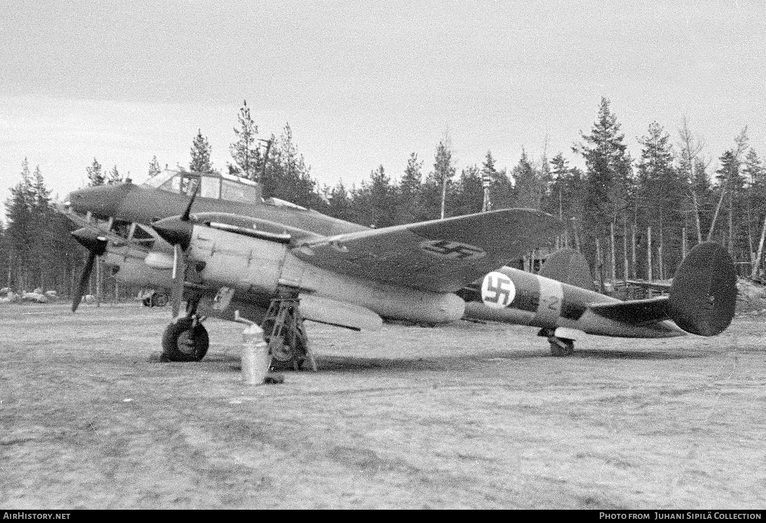 Aircraft Photo of PE-215 | Petlyakov Pe-2 | Finland - Air Force | AirHistory.net #801736