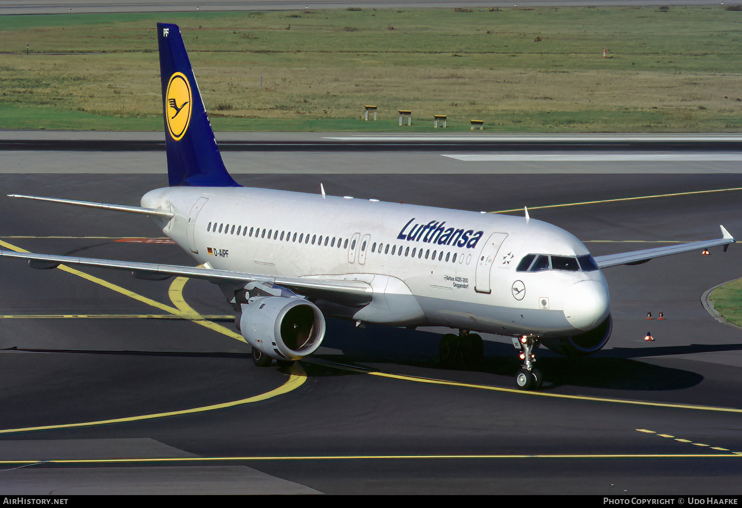 Aircraft Photo of D-AIPF | Airbus A320-211 | Lufthansa | AirHistory.net #801755