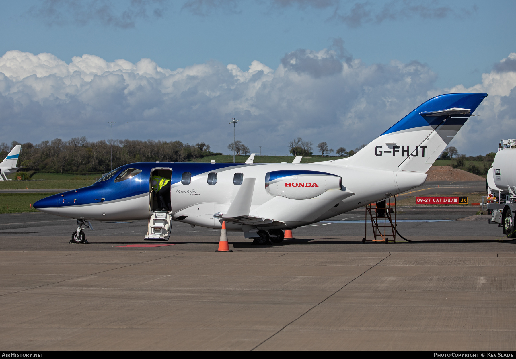 Aircraft Photo of G-FHJT | Honda HA-420 HondaJet | AirHistory.net #801814