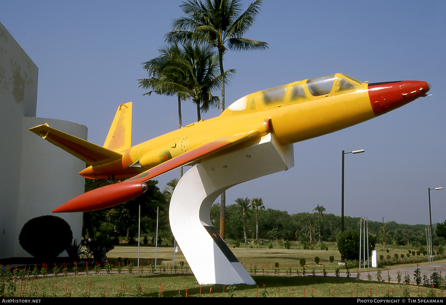 Aircraft Photo of 070 | Fouga CM-170 Magister | Bangladesh - Air Force | AirHistory.net #801903