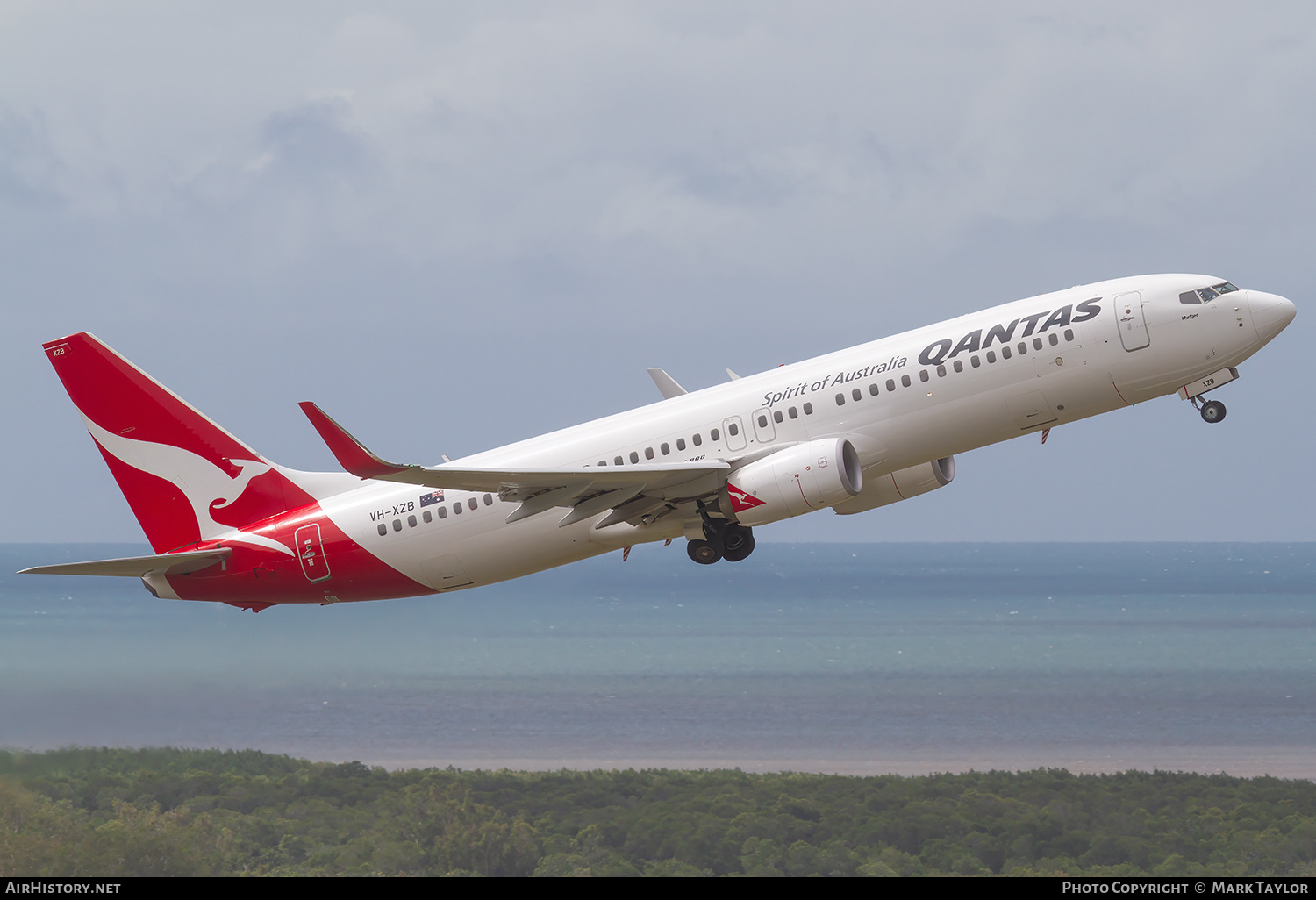 Aircraft Photo of VH-XZB | Boeing 737-800 | Qantas | AirHistory.net #801908