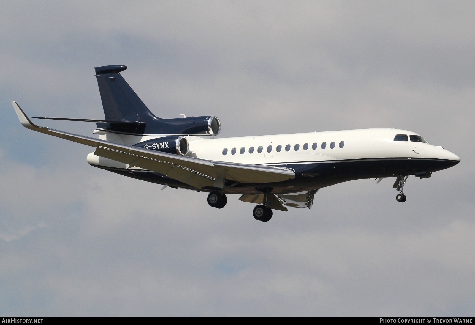 Aircraft Photo of G-SVNX | Dassault Falcon 7X | AirHistory.net #801971