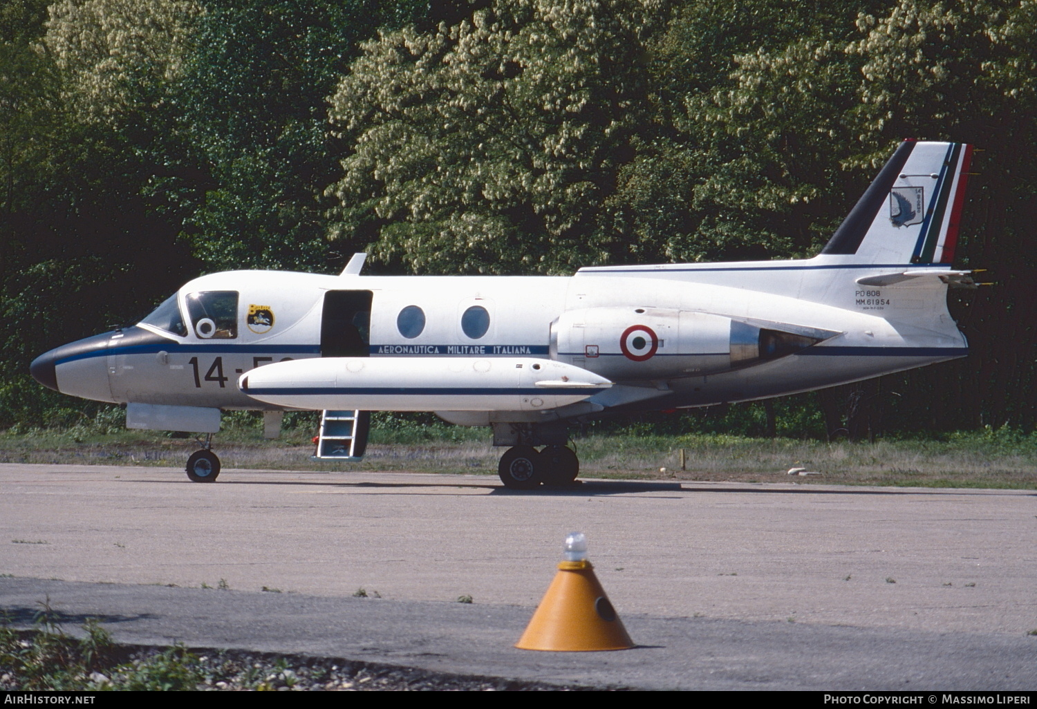 Aircraft Photo of MM61954 | Piaggio PD-808TP | Italy - Air Force | AirHistory.net #802032