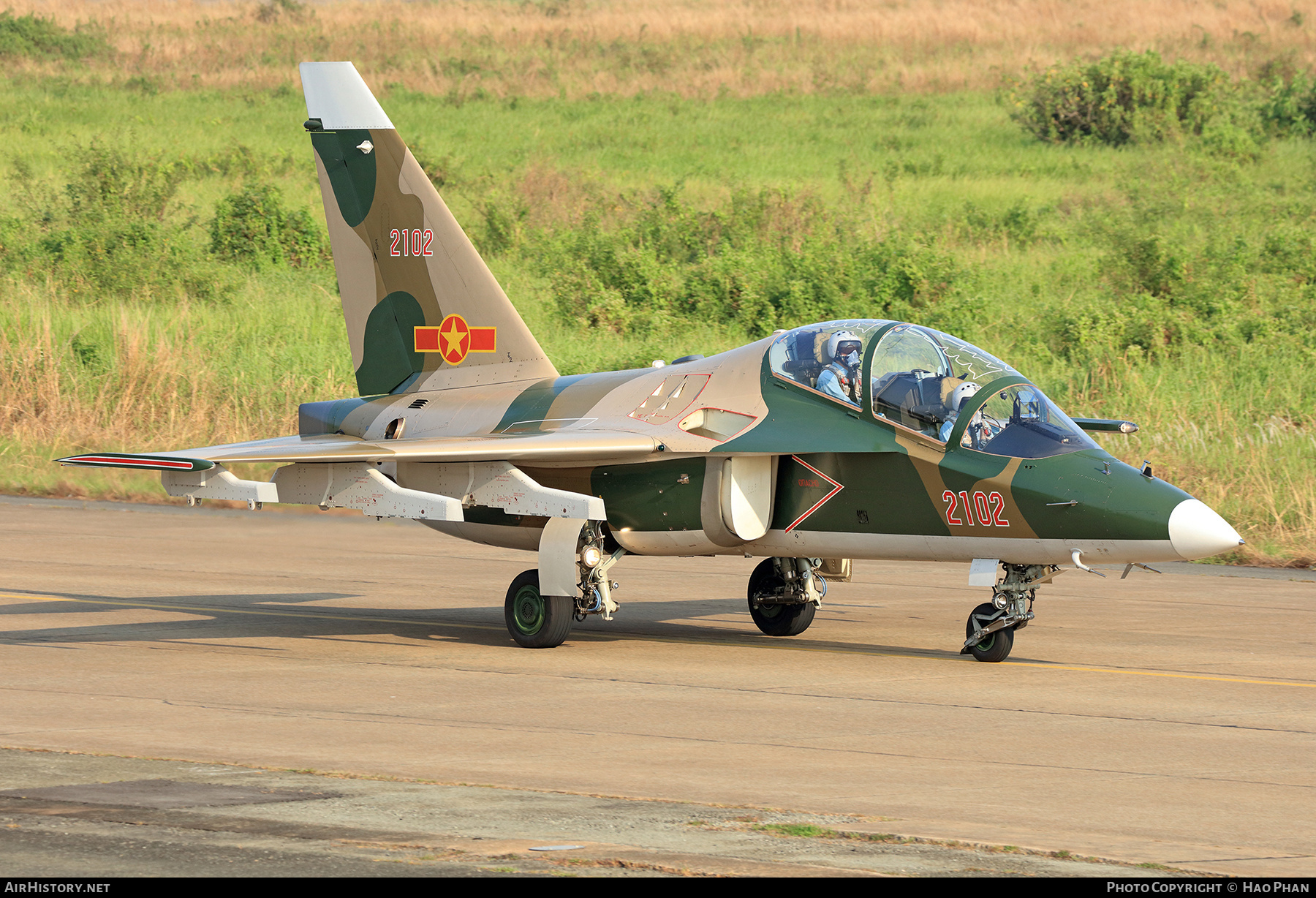 Aircraft Photo of 2102 | Yakovlev Yak-130 | Vietnam - Air Force | AirHistory.net #802063