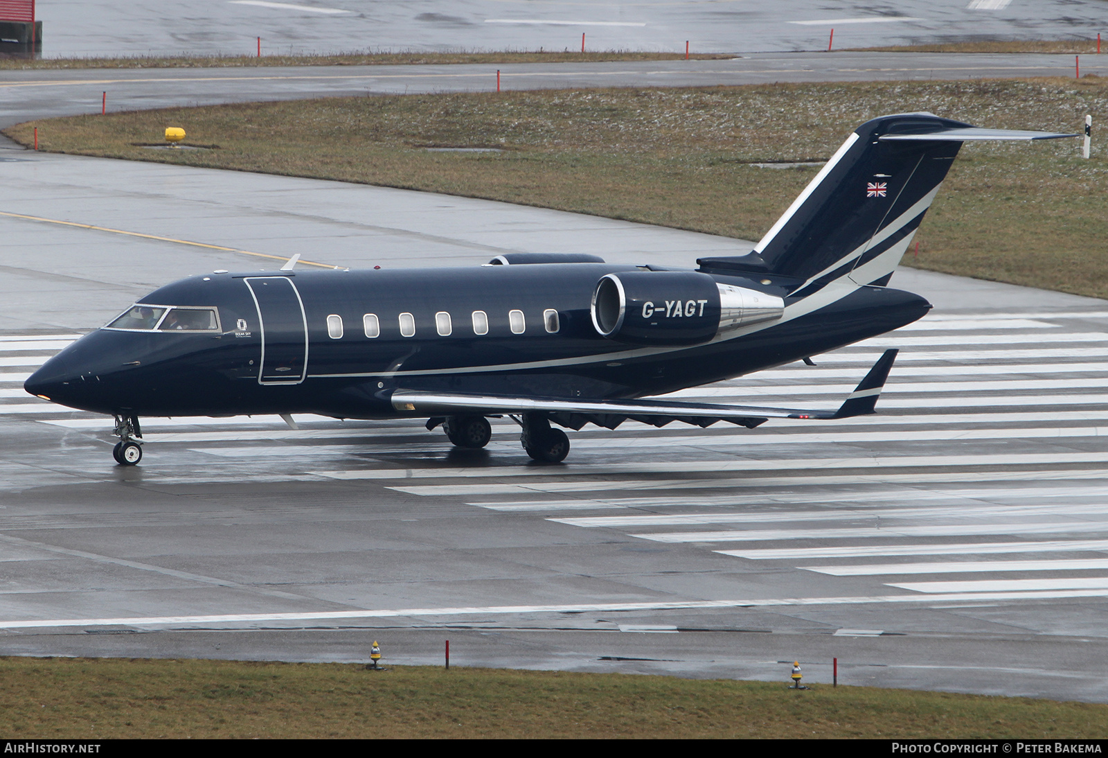 Aircraft Photo of G-YAGT | Bombardier Challenger 605 (CL-600-2B16) | Ocean Sky | AirHistory.net #802258