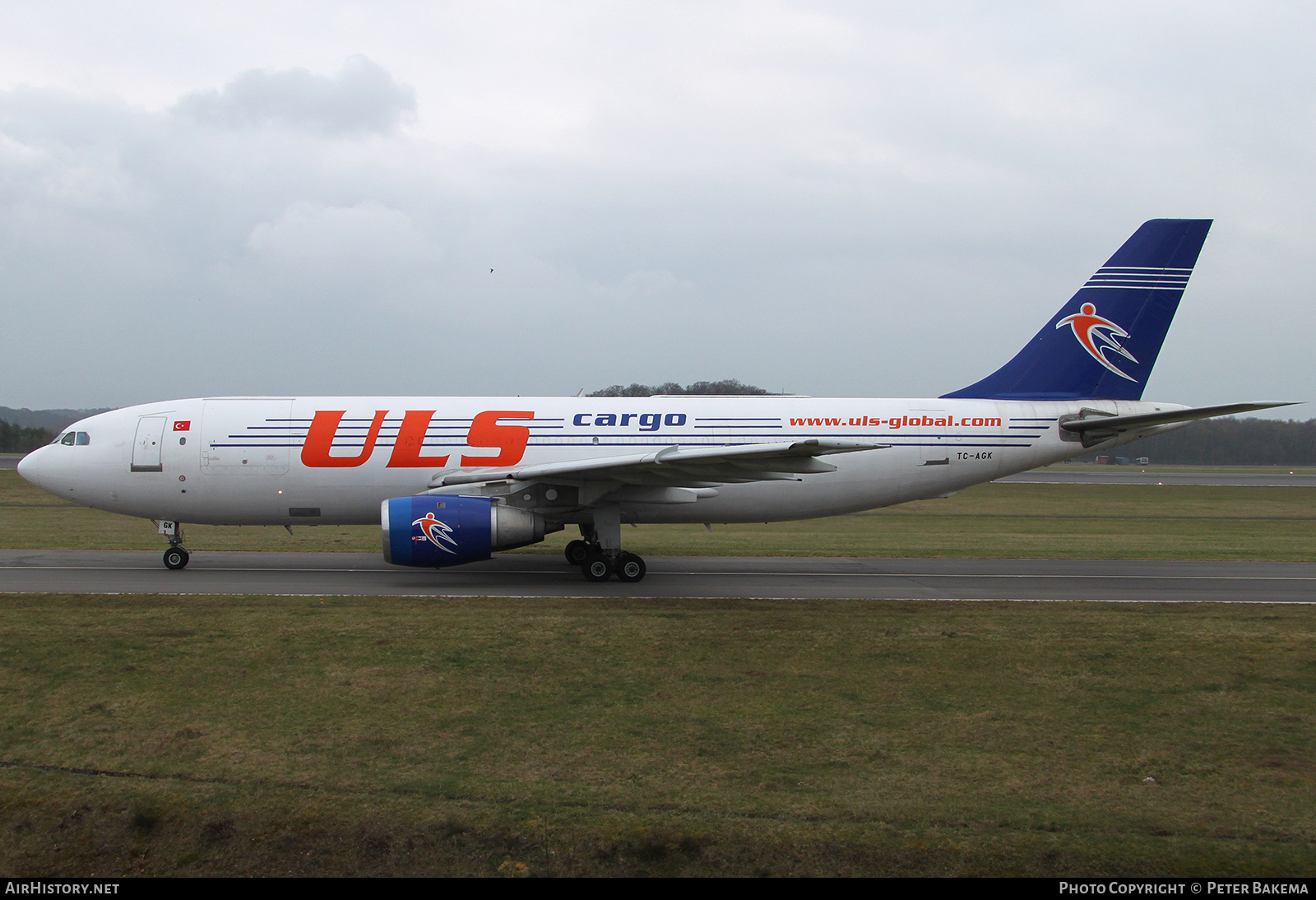 Aircraft Photo of TC-AGK | Airbus A300B4-203(F) | ULS Cargo | AirHistory.net #802262