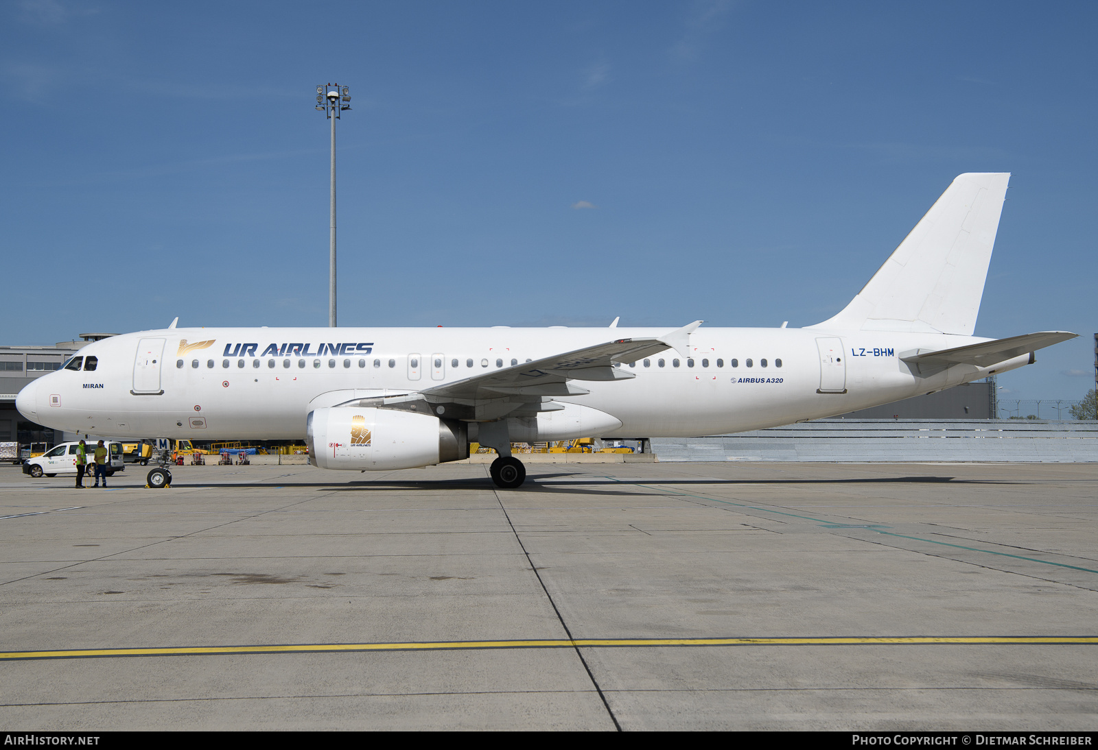 Aircraft Photo of LZ-BHM | Airbus A320-232 | UR Airlines | AirHistory.net #802345