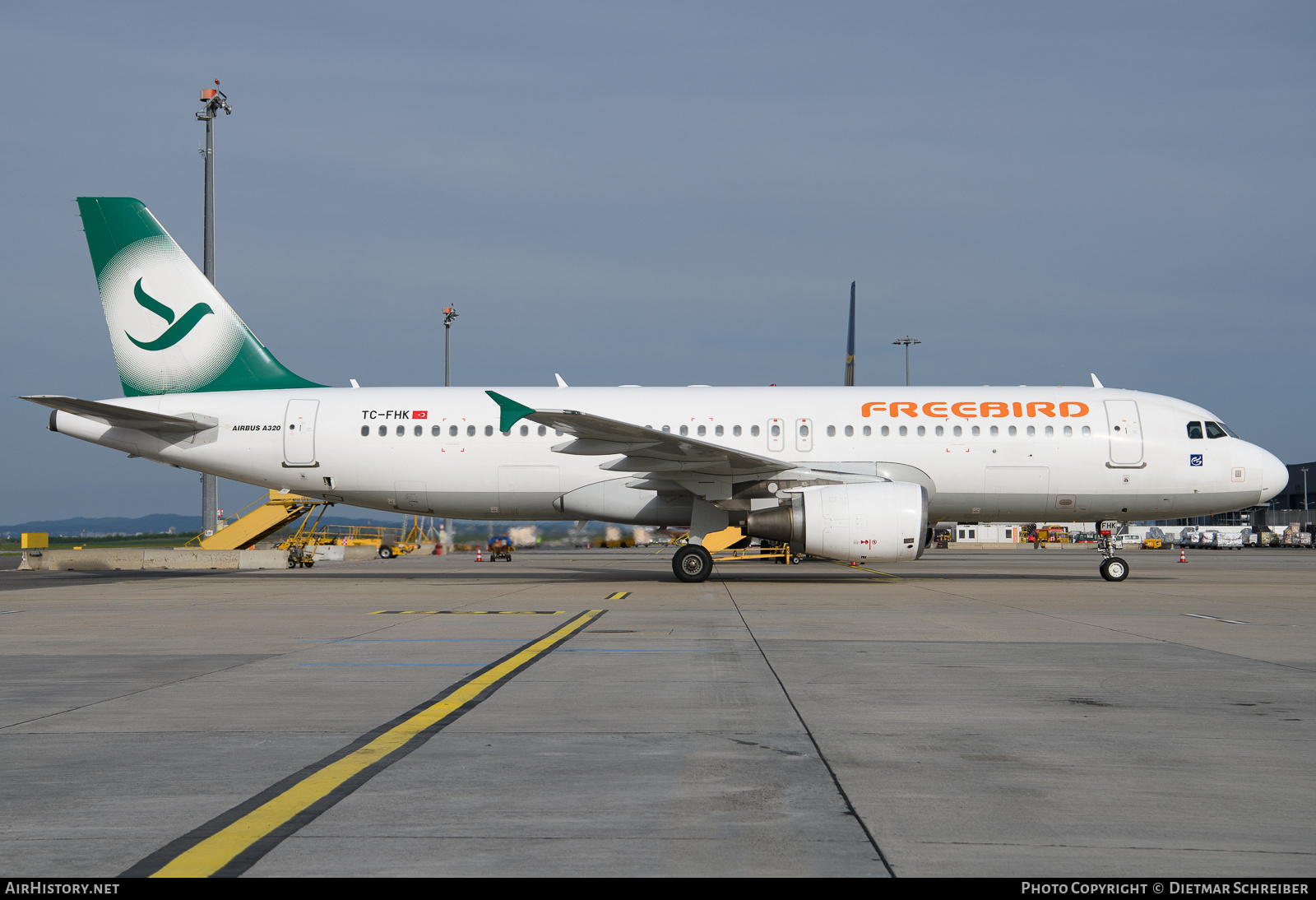 Aircraft Photo of TC-FHK | Airbus A320-214 | Freebird Airlines | AirHistory.net #802354