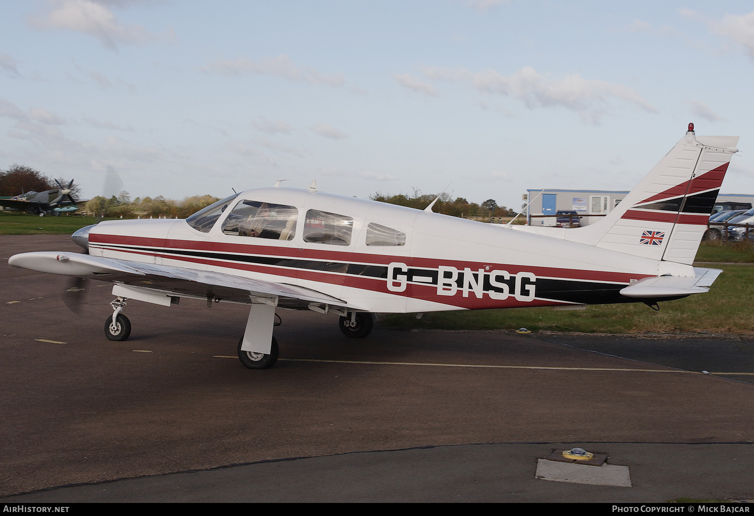 Aircraft Photo of G-BNSG | Piper PA-28R-201 Cherokee Arrow III | AirHistory.net #802471