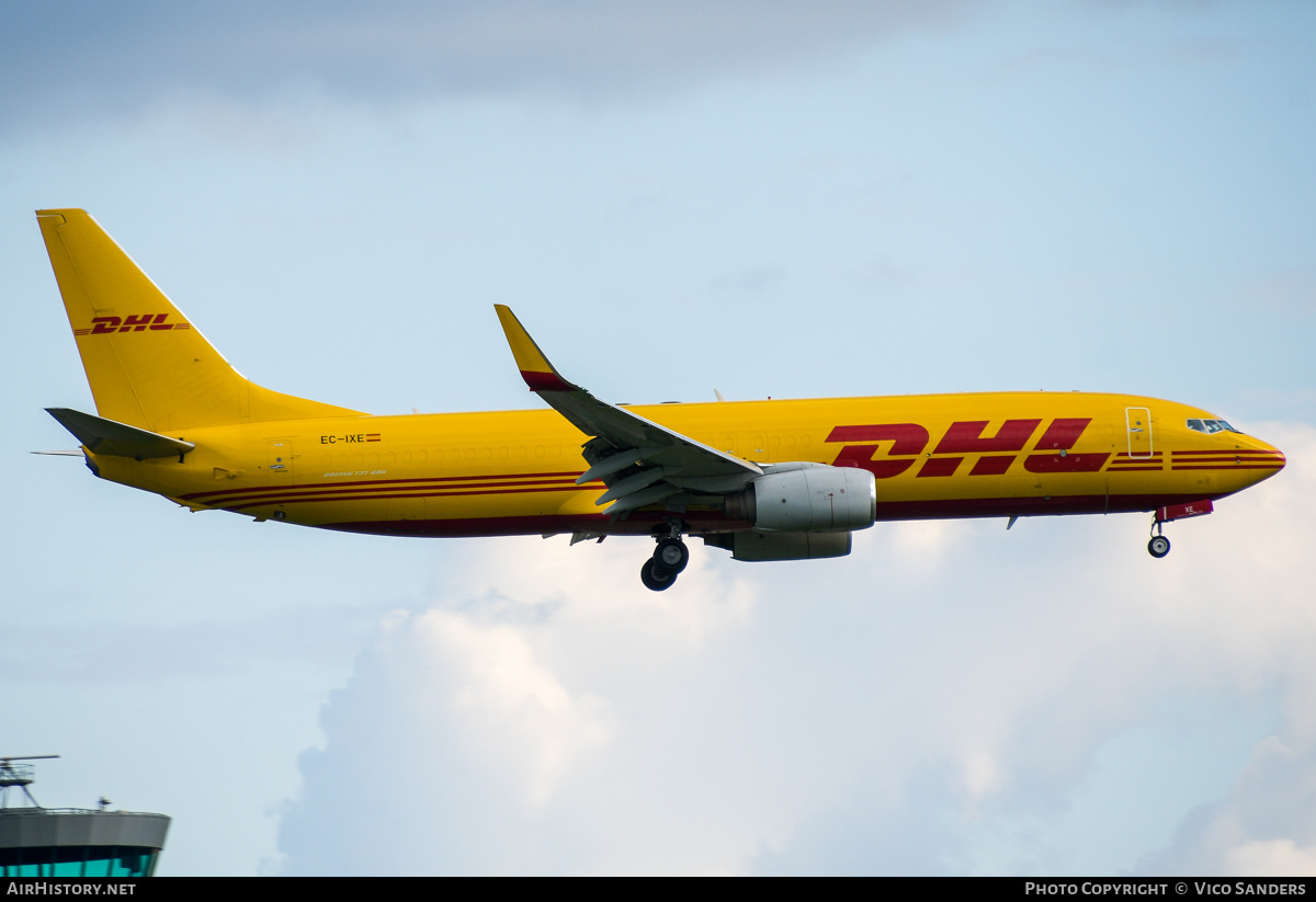 Aircraft Photo of EC-IXE | Boeing 737-883(BDSF) | DHL International | AirHistory.net #802485