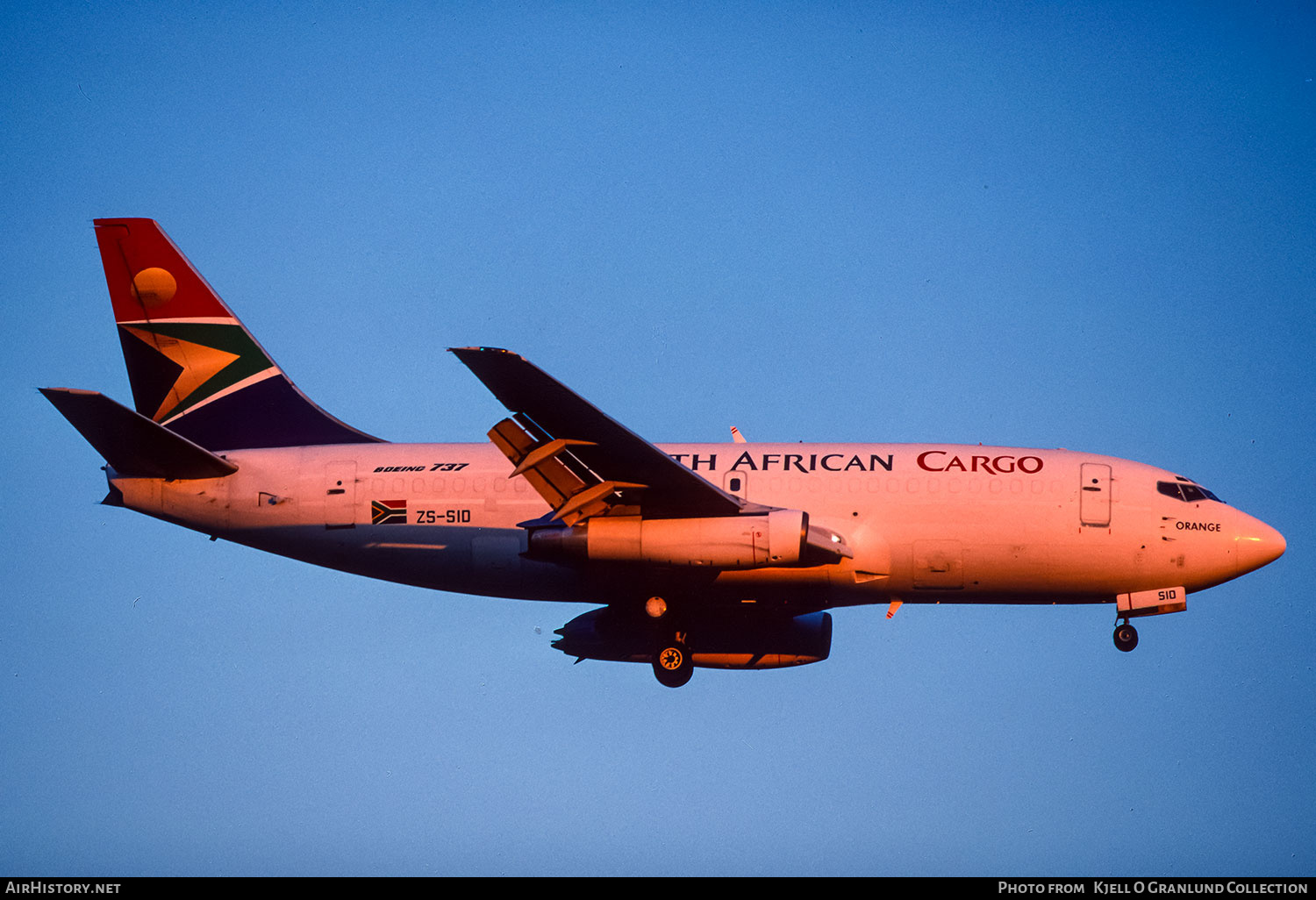 Aircraft Photo of ZS-SID | Boeing 737-244/Adv(F) | South African Airways Cargo | AirHistory.net #802581