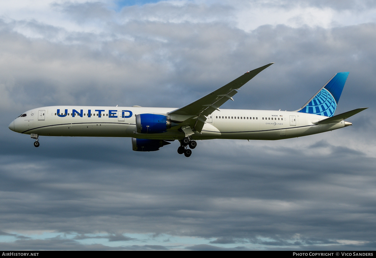 Aircraft Photo of N14016 | Boeing 787-10 Dreamliner | United Airlines | AirHistory.net #802602