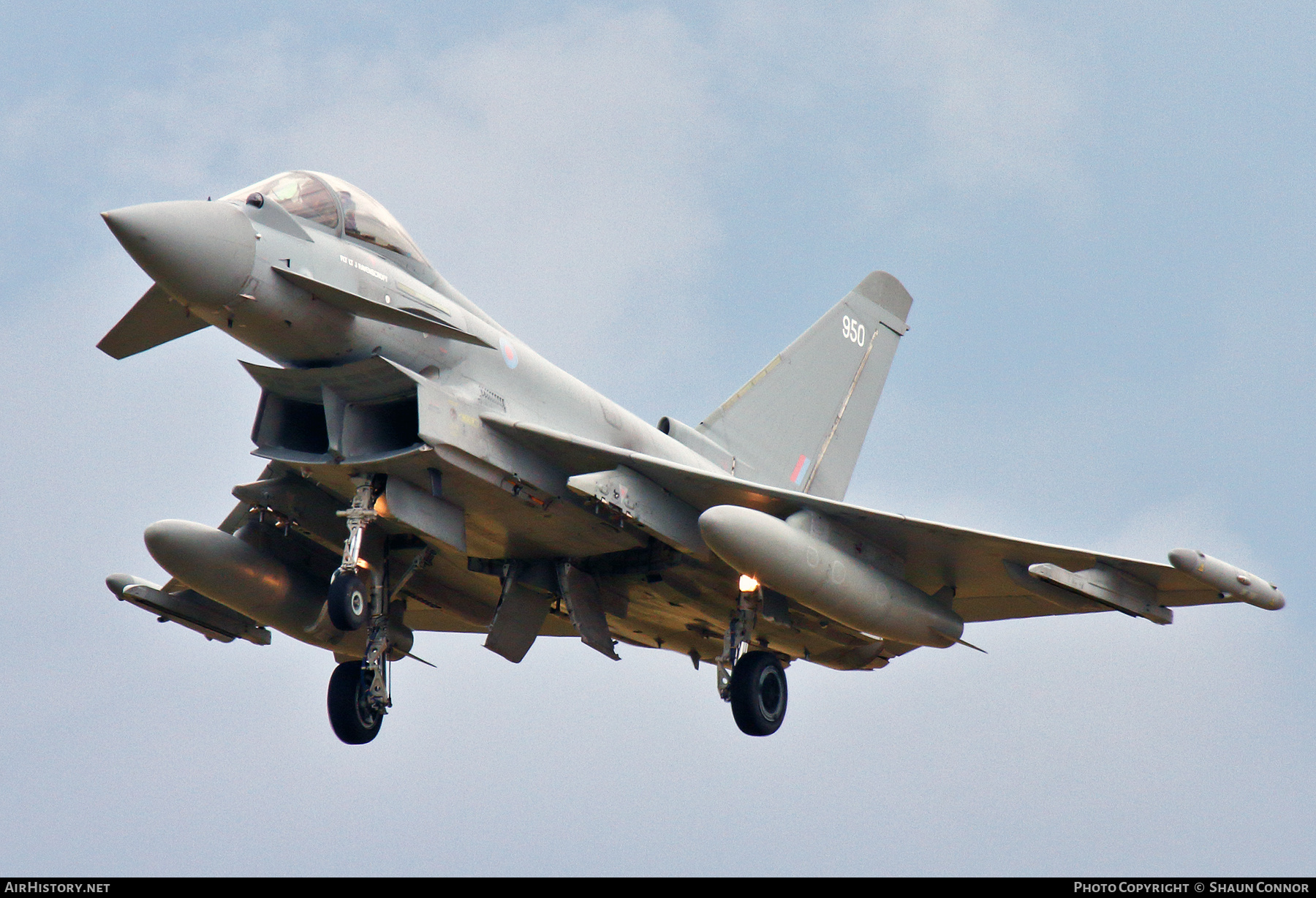 Aircraft Photo of ZJ950 | Eurofighter EF-2000 Typhoon FGR4 | UK - Air Force | AirHistory.net #802603