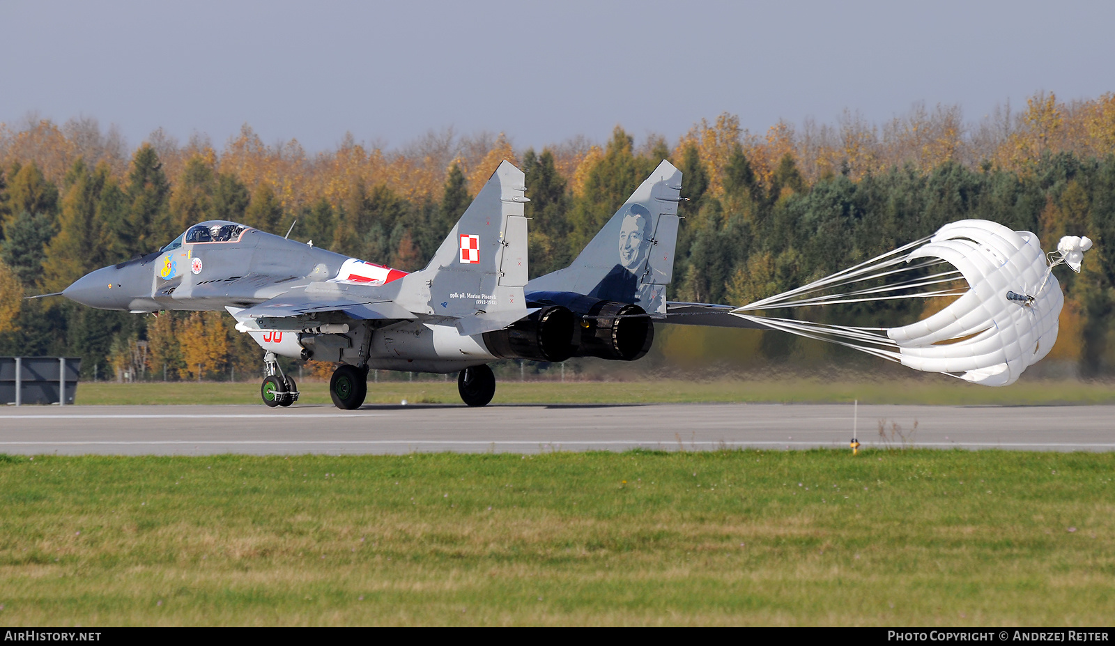 Aircraft Photo of 56 | Mikoyan-Gurevich MiG-29A (9-12A) | Poland - Air Force | AirHistory.net #802843