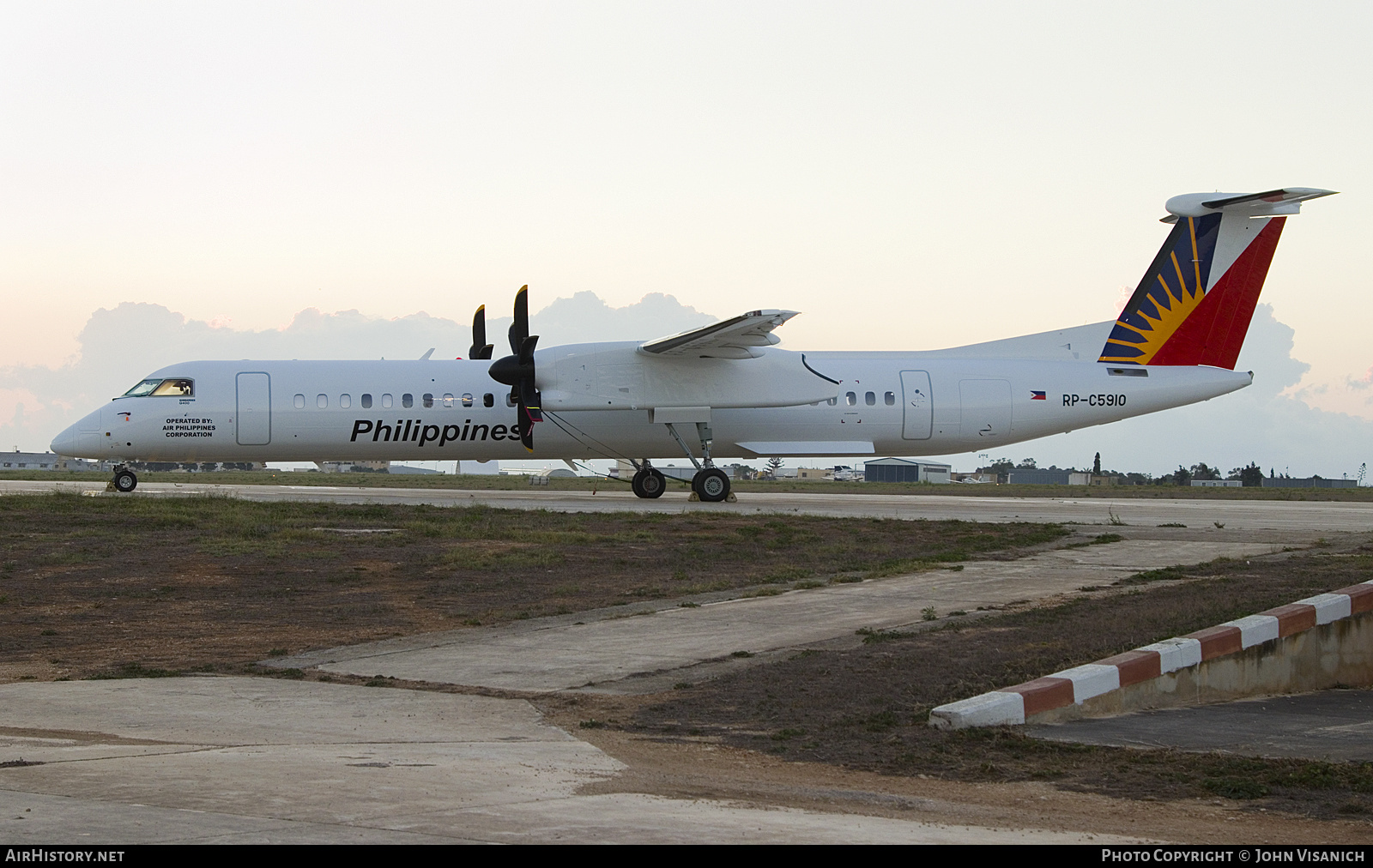 Aircraft Photo of RP-C5910 | Bombardier DHC-8-402 Dash 8 | Philippine Airlines | AirHistory.net #802892