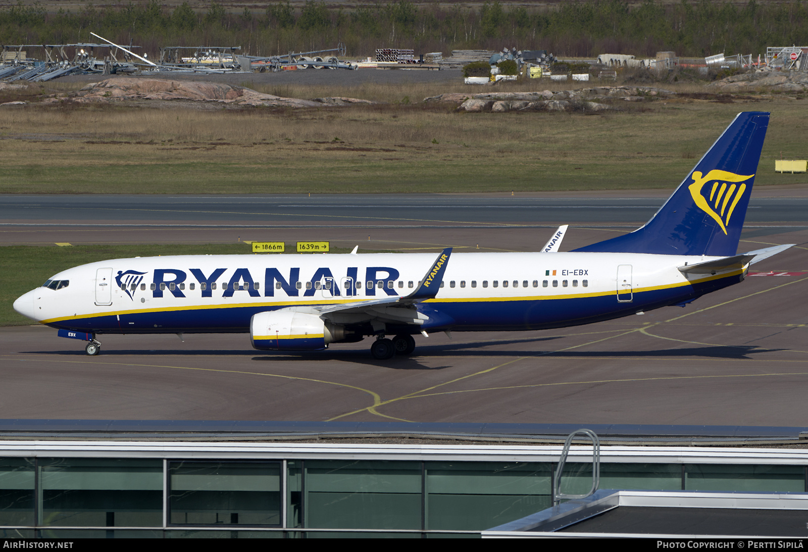 Aircraft Photo of EI-EBX | Boeing 737-8AS | Ryanair | AirHistory.net #802915