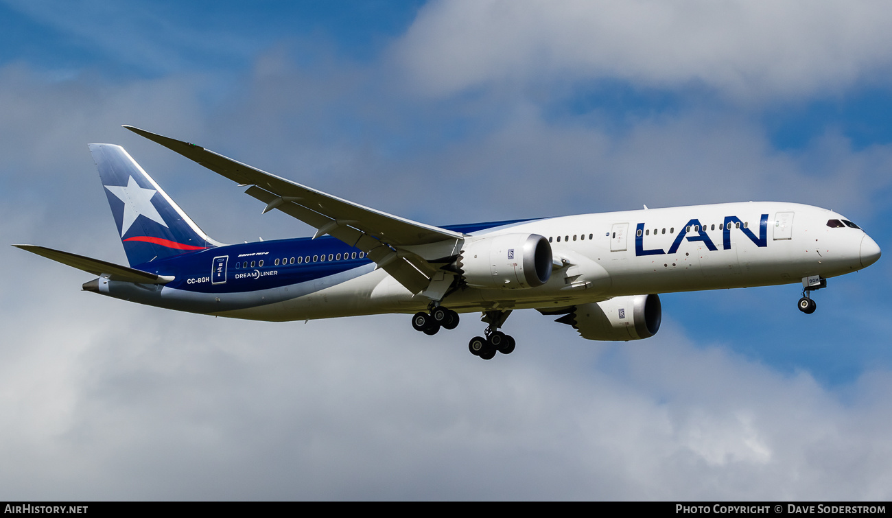 Aircraft Photo of CC-BGH | Boeing 787-9 Dreamliner | LAN Airlines - Línea Aérea Nacional | AirHistory.net #802930