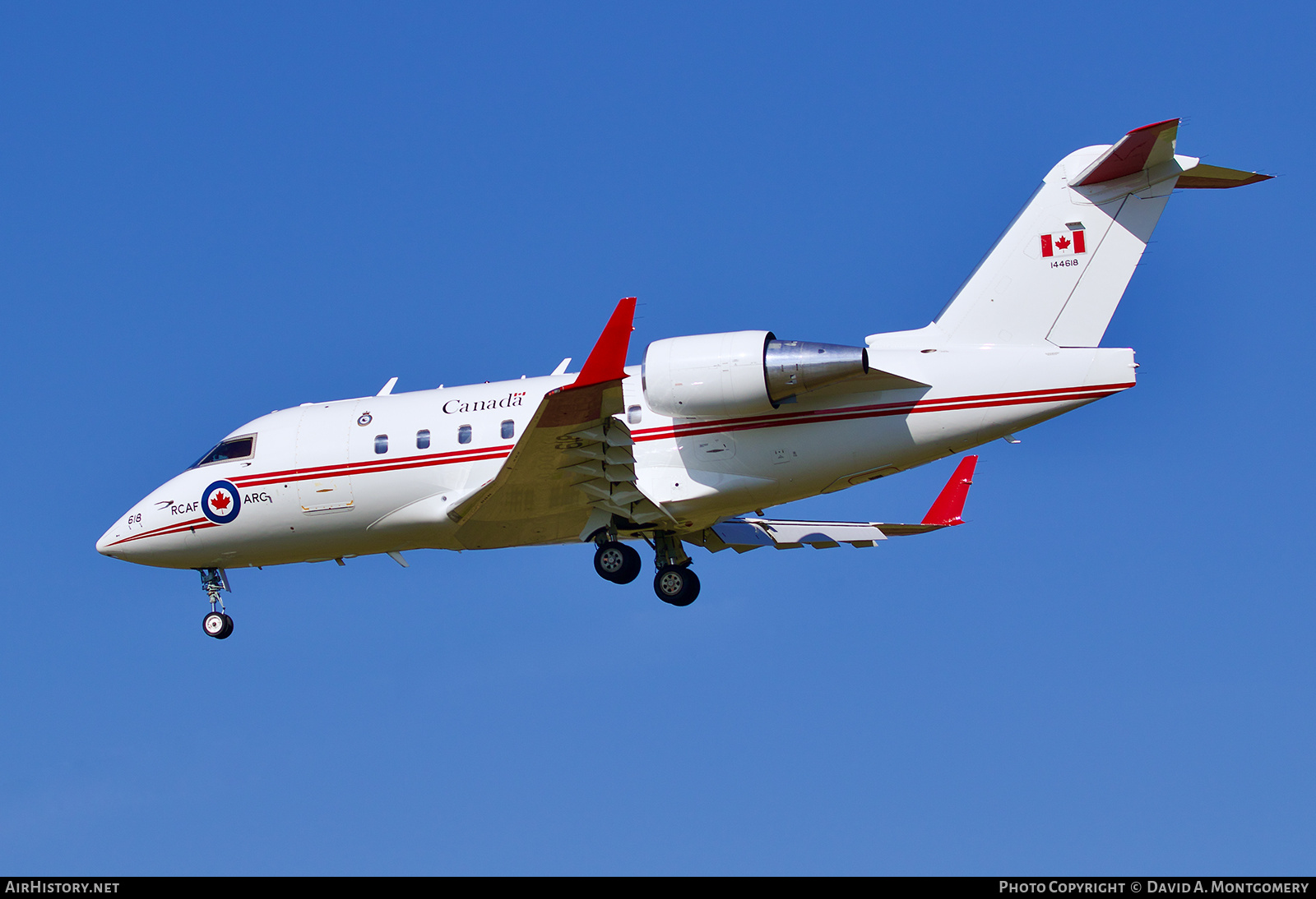 Aircraft Photo of 144618 | Bombardier CC-144C Challenger (604/CL-600-2B16) | Canada - Air Force | AirHistory.net #803000