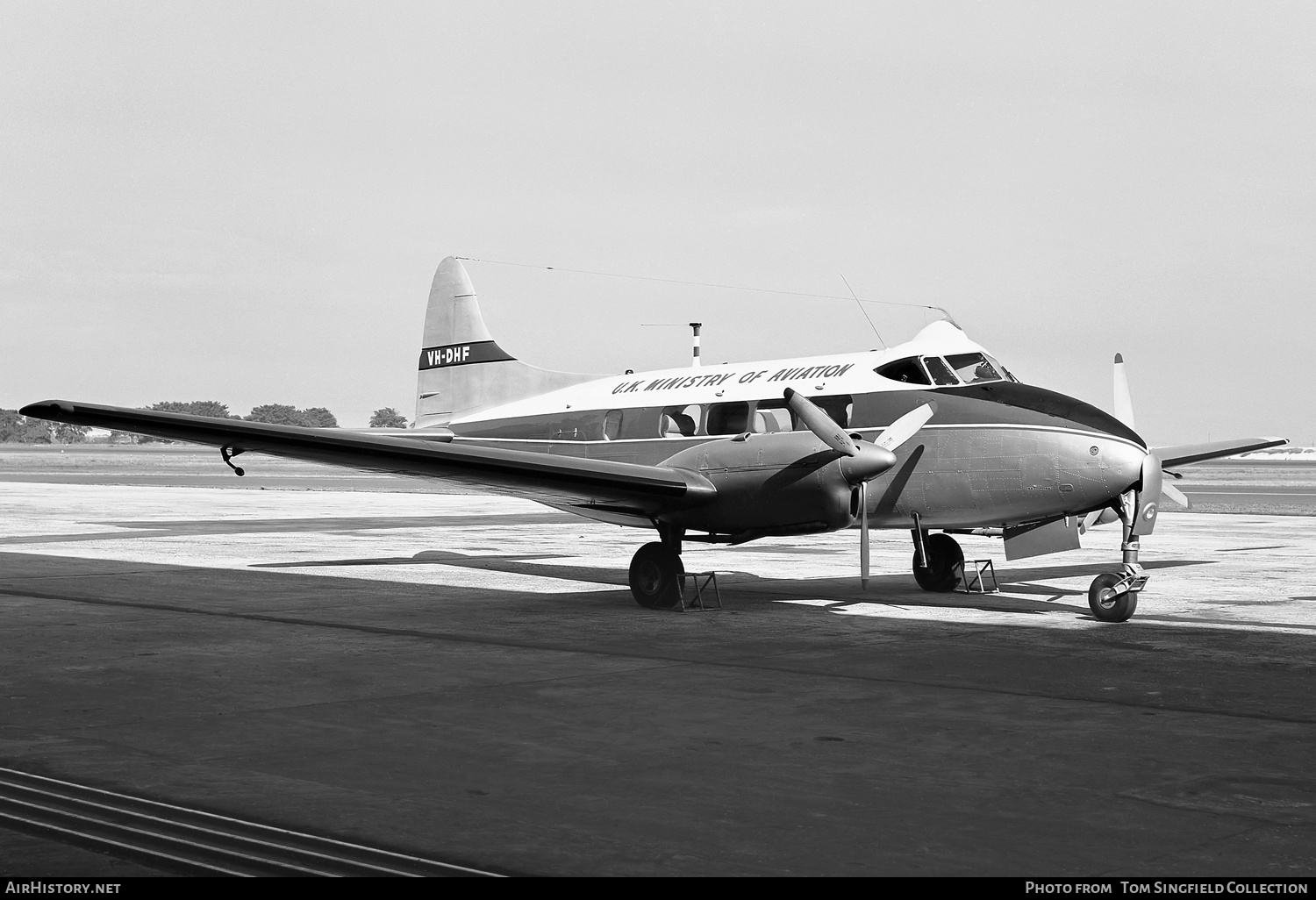 Aircraft Photo of VH-DHF | De Havilland D.H. 104 Dove 6 | UK Ministry of Aviation | AirHistory.net #803115