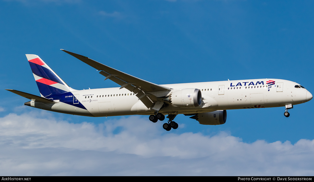 Aircraft Photo of CC-BGD | Boeing 787-9 Dreamliner | LATAM Airlines | AirHistory.net #803221