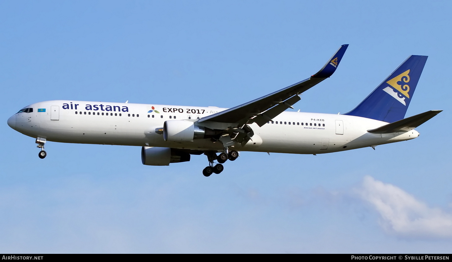 Aircraft Photo of P4-KEB | Boeing 767-3KY/ER | Air Astana | AirHistory.net #803257