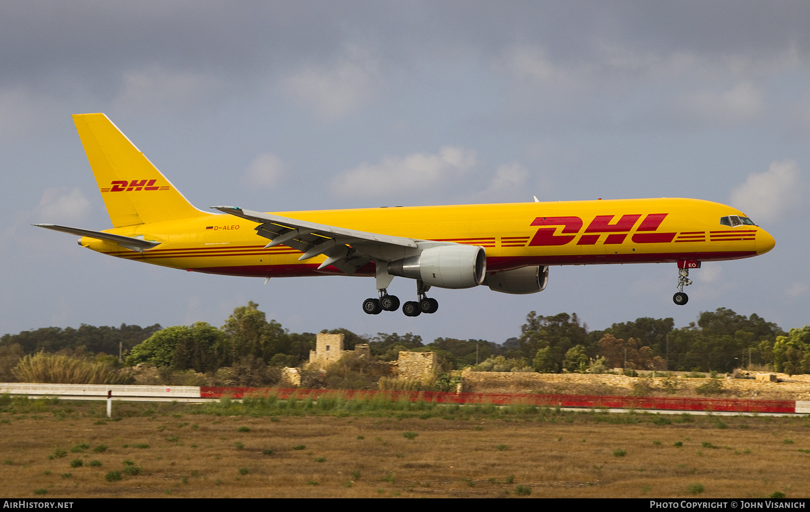 Aircraft Photo of D-ALEO | Boeing 757-2Q8(PCF) | DHL International | AirHistory.net #803272