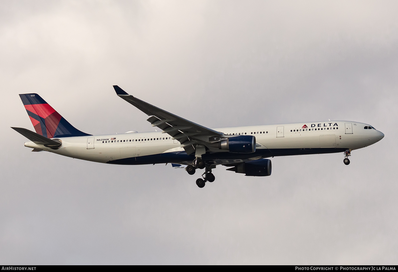 Aircraft Photo of N825NW | Airbus A330-302 | Delta Air Lines | AirHistory.net #803397