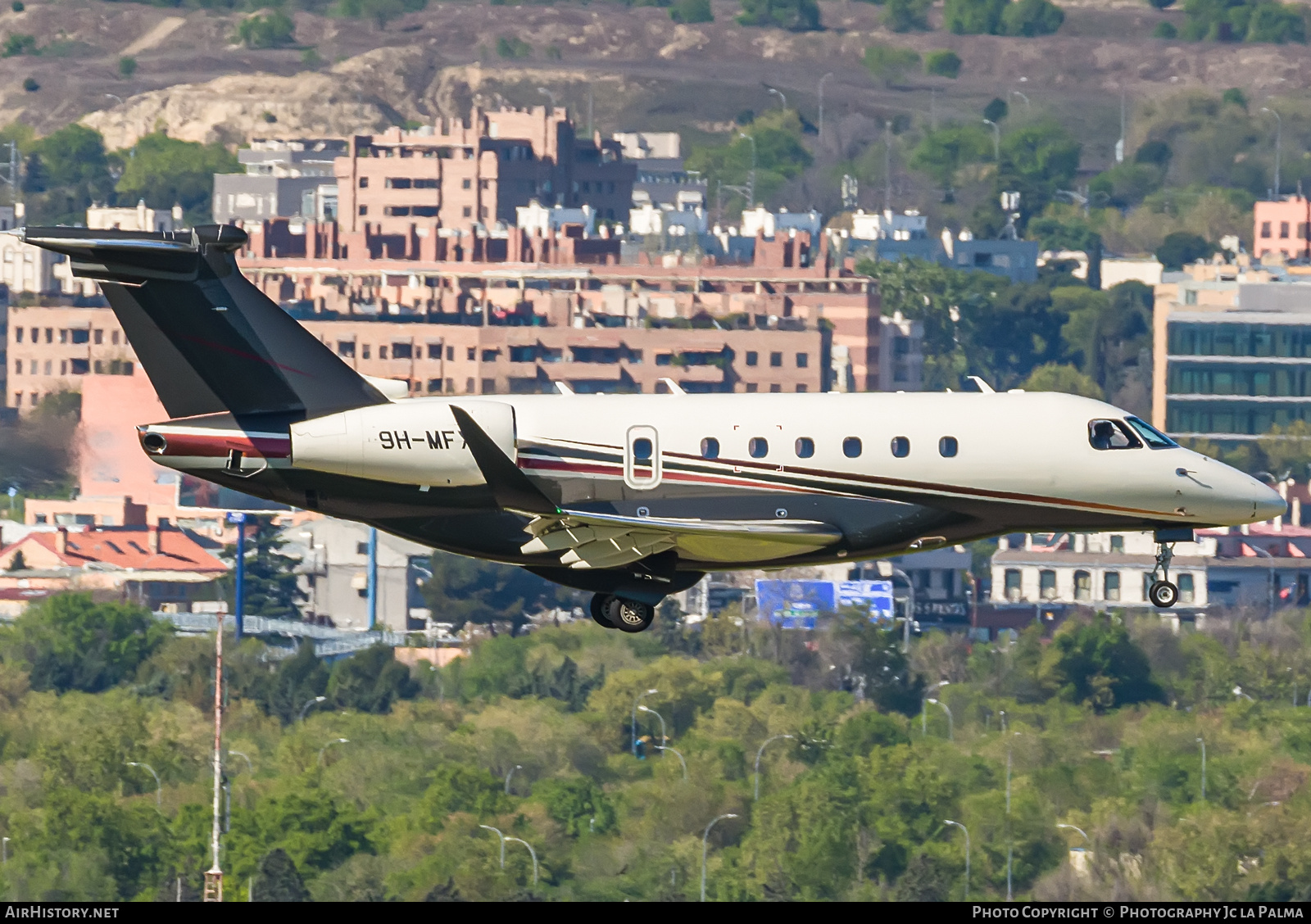 Aircraft Photo of 9H-MFX | Embraer EMB-550 Praetor 600 | AirHistory.net #803405