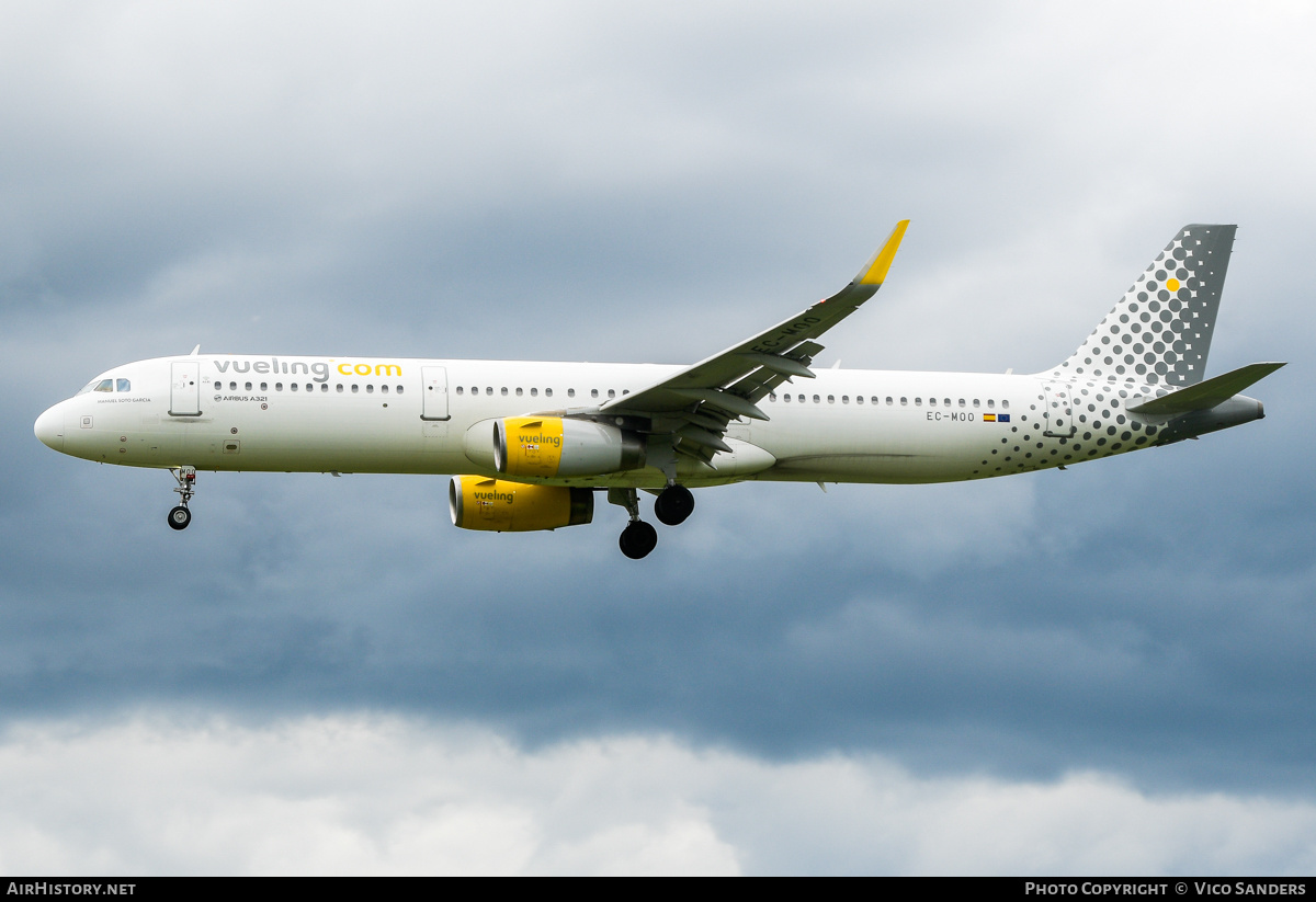 Aircraft Photo of EC-MOO | Airbus A321-231 | Vueling Airlines | AirHistory.net #803475